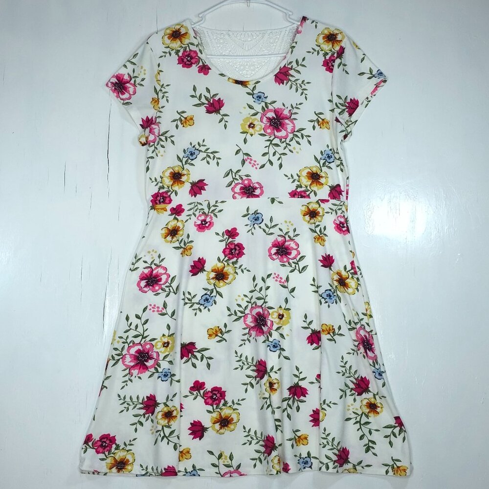 Bobbie Brooks Pink Floral Lace-Back Short Sleeve White Shift Dress M Coquette